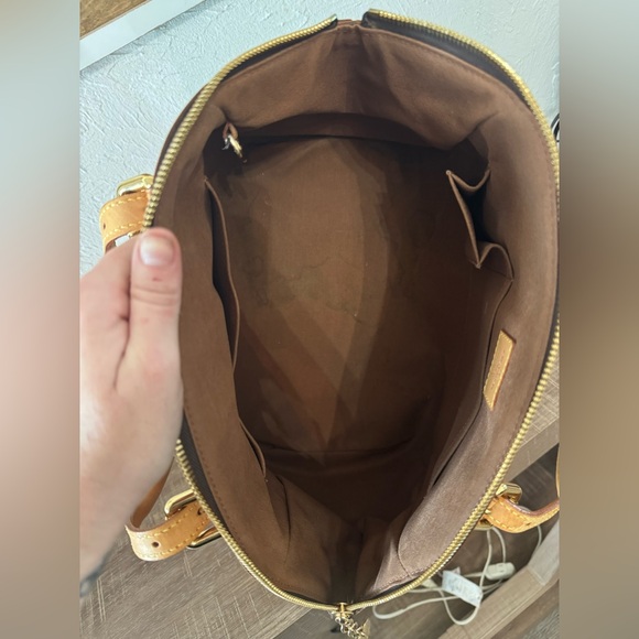 LOUIS VUITTON TIVOLI GM - Picture 10 of 11